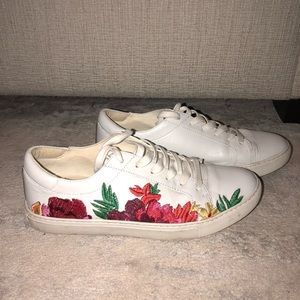 Embroidered white sneakers